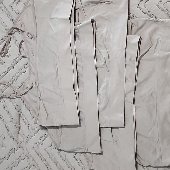 Bralettes - Picture 2 of 3